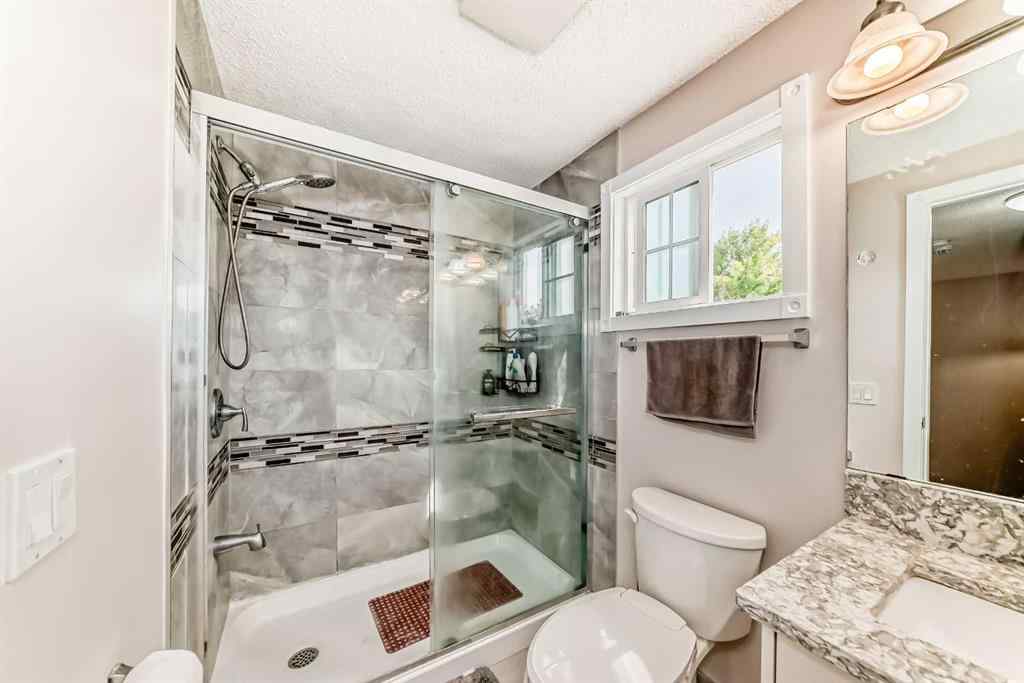 MLS® A2256514 - 120 Pineset Pl NE Place NE in Pineridge Calgary, Residential