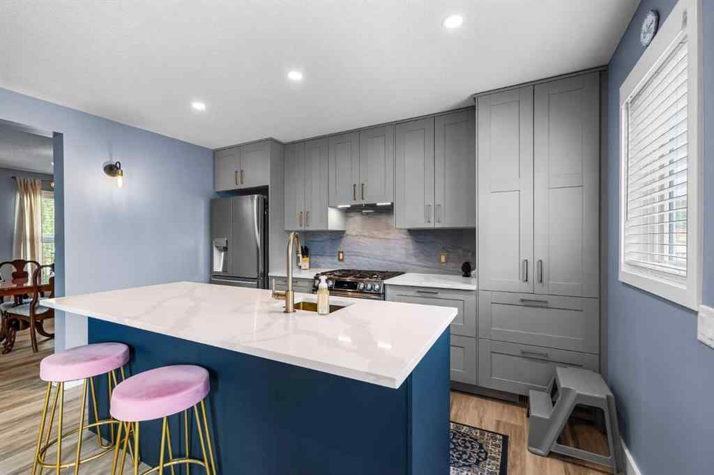 MLS® A2256516 - 92 Tuscany Way NW in Tuscany Calgary, Residential