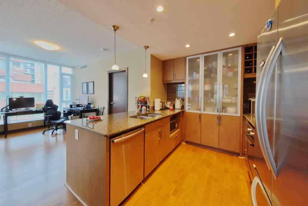 MLS® A2256526 - Unit #1007 888 4 Avenue SW in Downtown West End Calgary, Residential