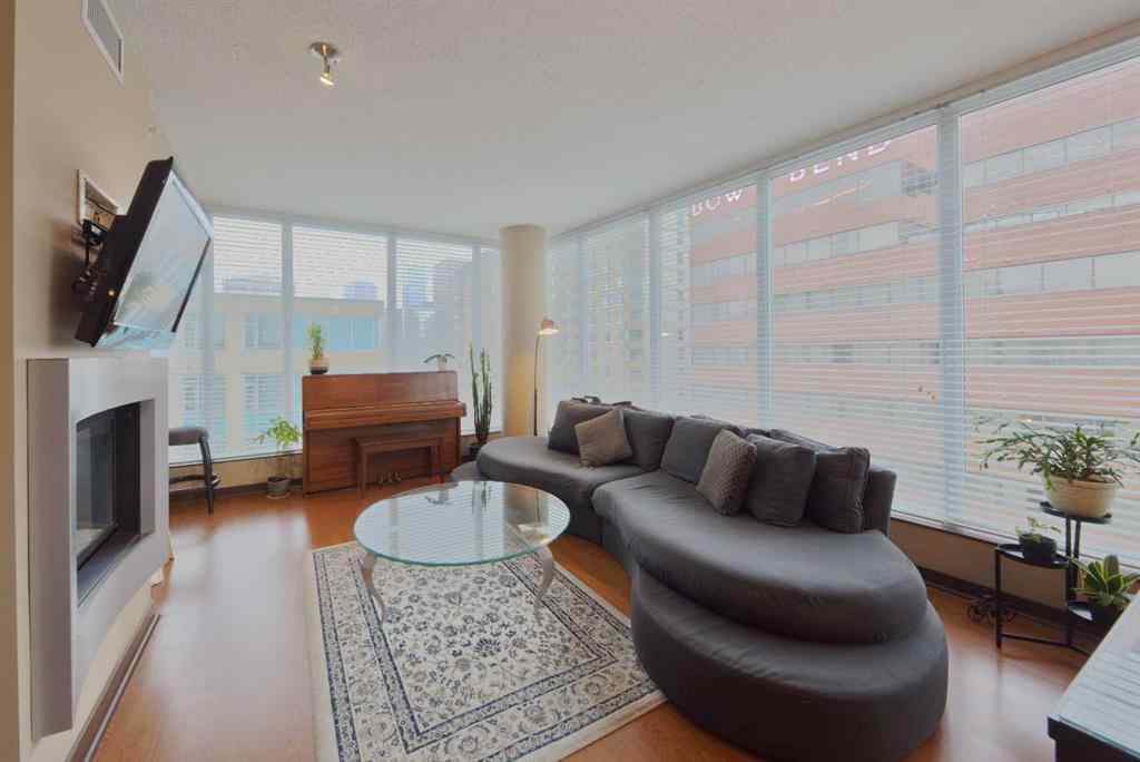 MLS® A2256526 - Unit #1007 888 4 Avenue SW in Downtown West End Calgary, Residential