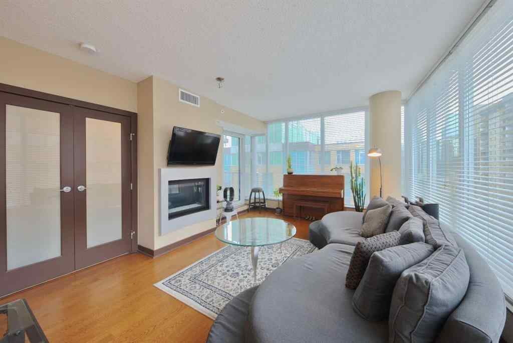 MLS® A2256526 - Unit #1007 888 4 Avenue SW in Downtown West End Calgary, Residential
