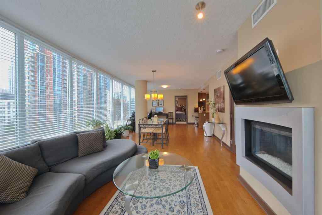 MLS® A2256526 - Unit #1007 888 4 Avenue SW in Downtown West End Calgary, Residential