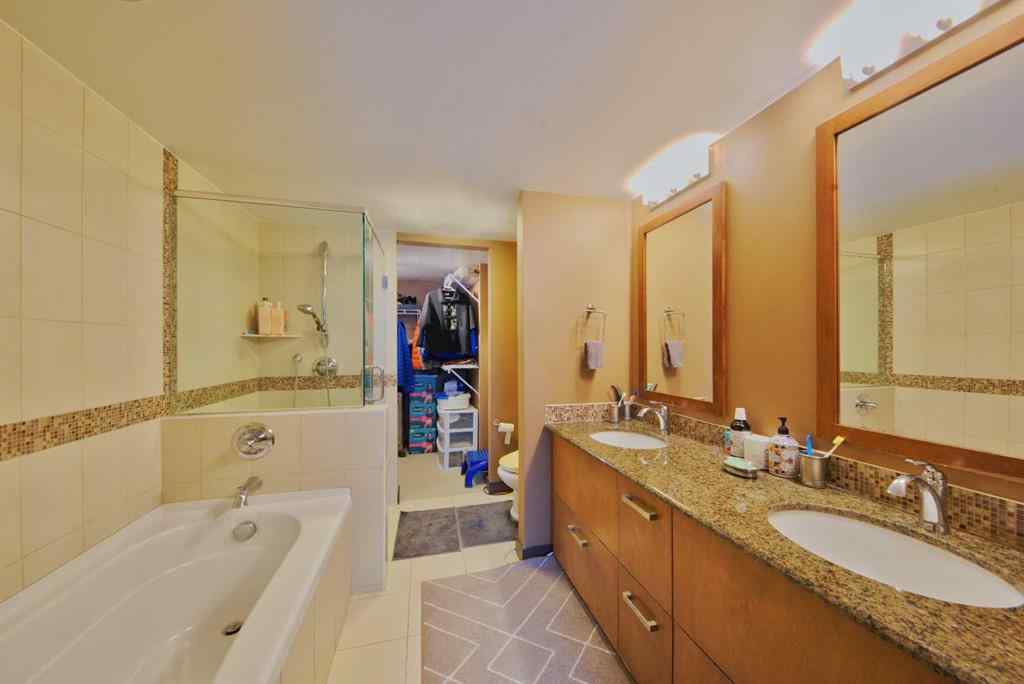 MLS® A2256526 - Unit #1007 888 4 Avenue SW in Downtown West End Calgary, Residential