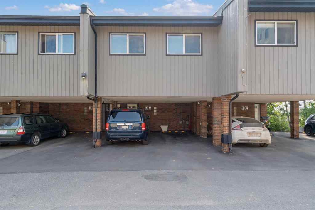 MLS® A2256528 - Unit #F 715 6 Street NE in Renfrew Calgary, Residential