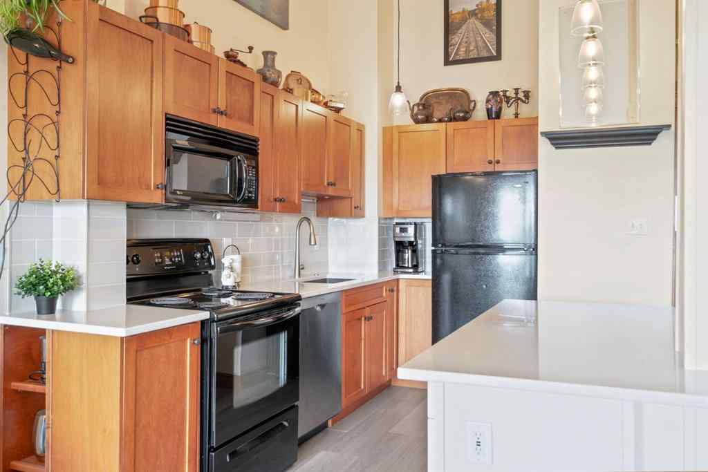 MLS® A2256528 - Unit #F 715 6 Street NE in Renfrew Calgary, Residential