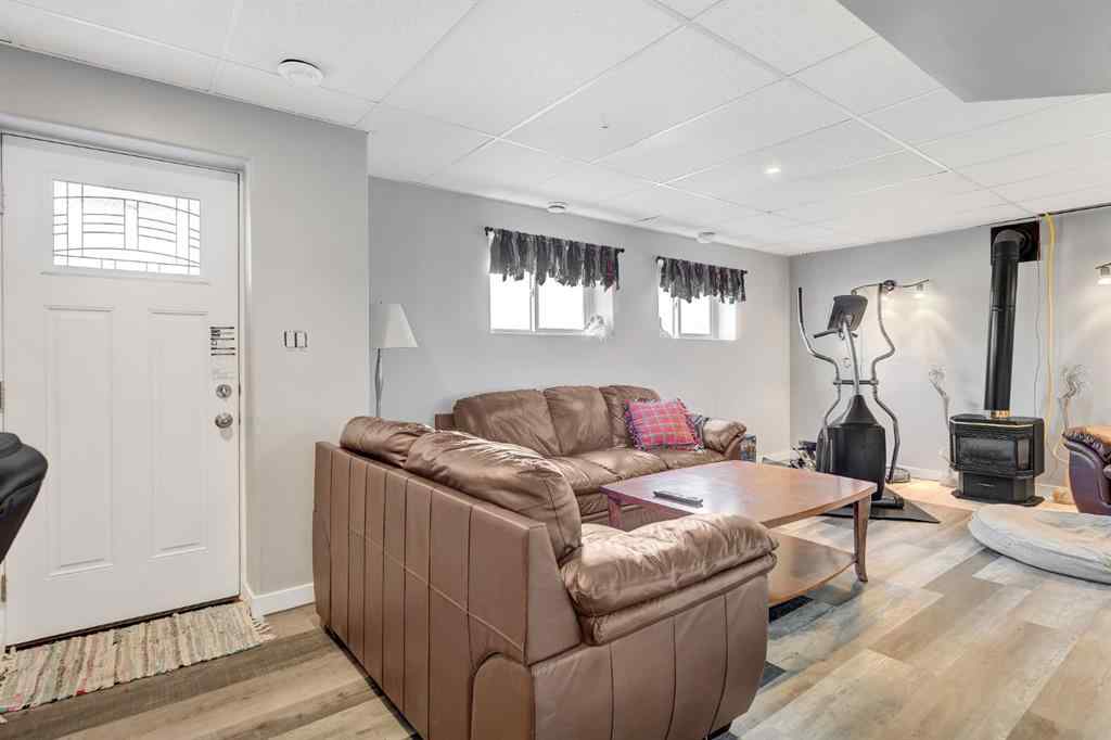 MLS® A2256529 - 17 714053 Road 73 Range  in Lakeview Estates Rural Grande Prairie No. 1, County of, Residential