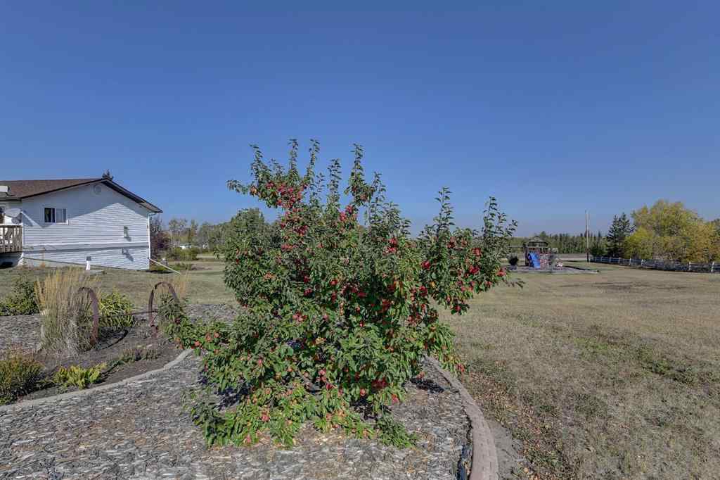MLS® A2256529 - 17 714053 Road 73 Range  in Lakeview Estates Rural Grande Prairie No. 1, County of, Residential