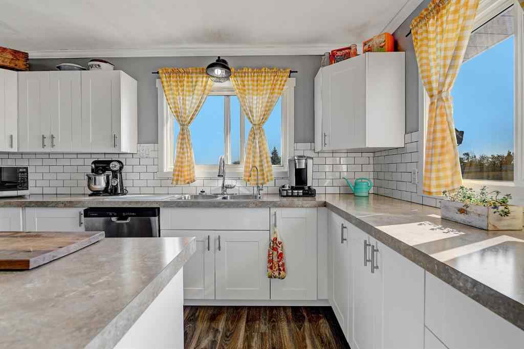 MLS® A2256529 - 17 714053 Road 73 Range  in Lakeview Estates Rural Grande Prairie No. 1, County of, Residential