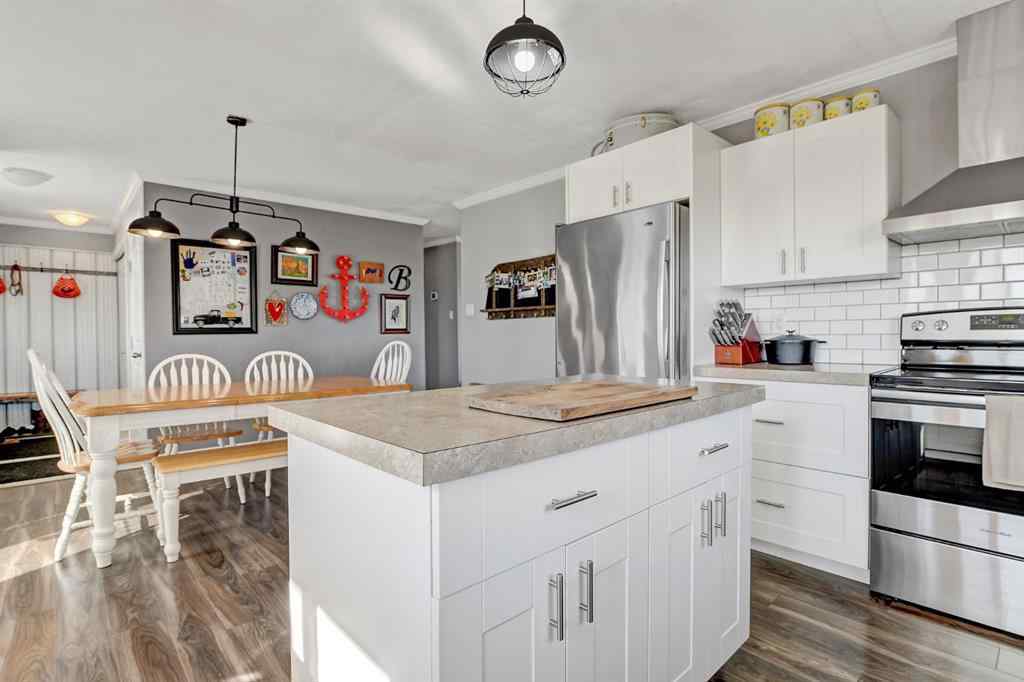 MLS® A2256529 - 17 714053 Road 73 Range  in Lakeview Estates Rural Grande Prairie No. 1, County of, Residential