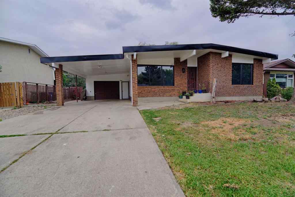 MLS® A2256530 - 3726 Forestry Avenue S in Redwood Lethbridge, Residential