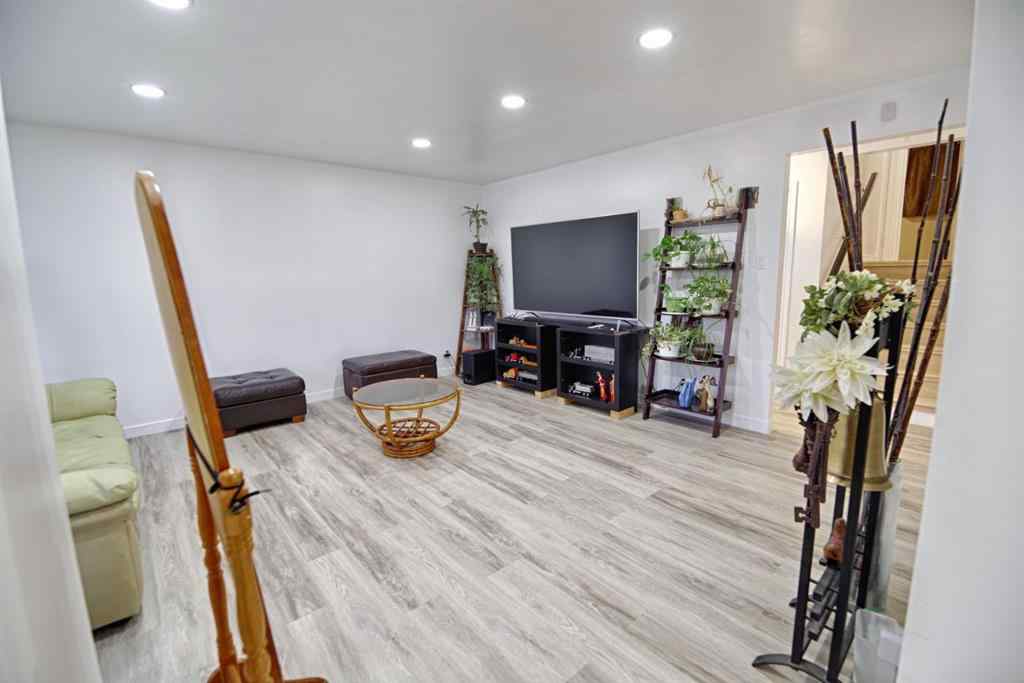 MLS® A2256530 - 3726 Forestry Avenue S in Redwood Lethbridge, Residential