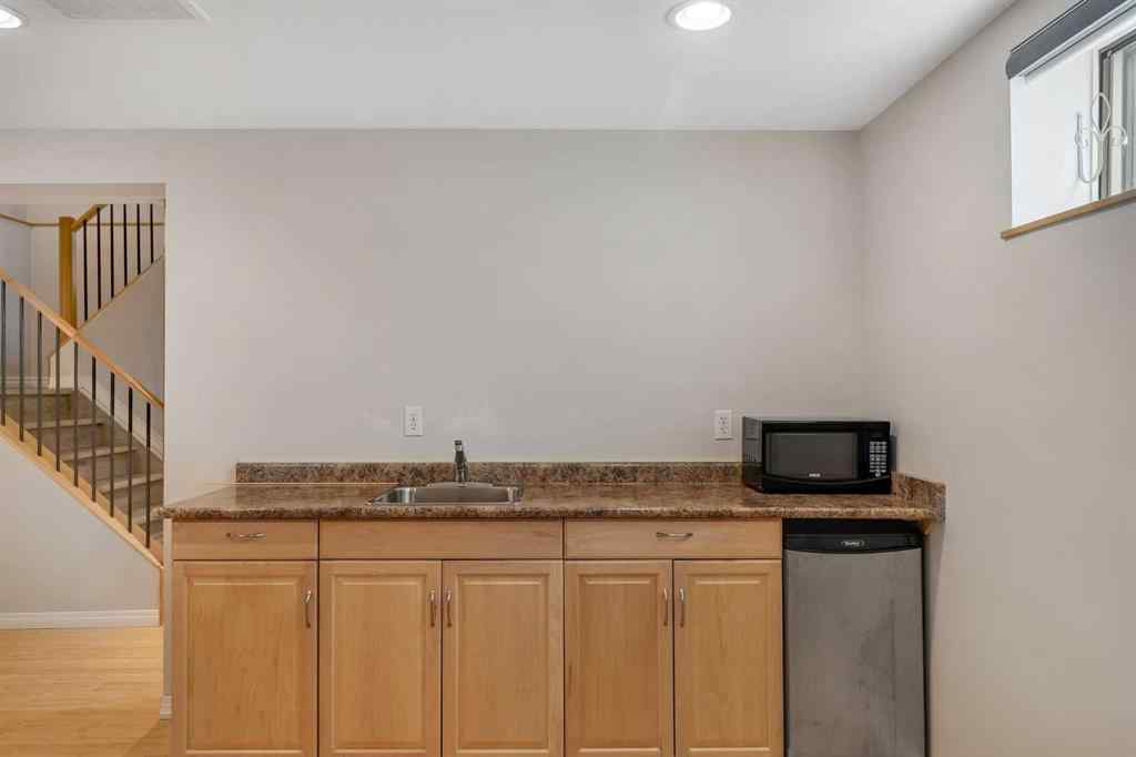 MLS® A2256531 - 37 Edgeford Way NW in Edgemont Calgary, Residential