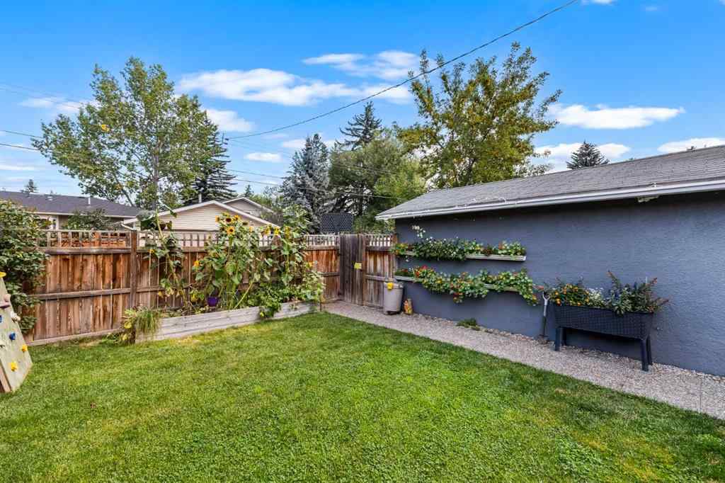 MLS® A2256532 - 56 Harley Road SW in Haysboro Calgary, Residential