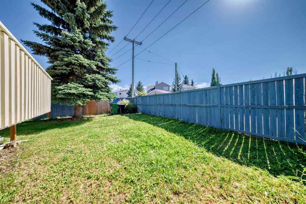 MLS® A2256533 - 247 SHAWINIGAN Drive SW in Shawnessy Calgary, Residential