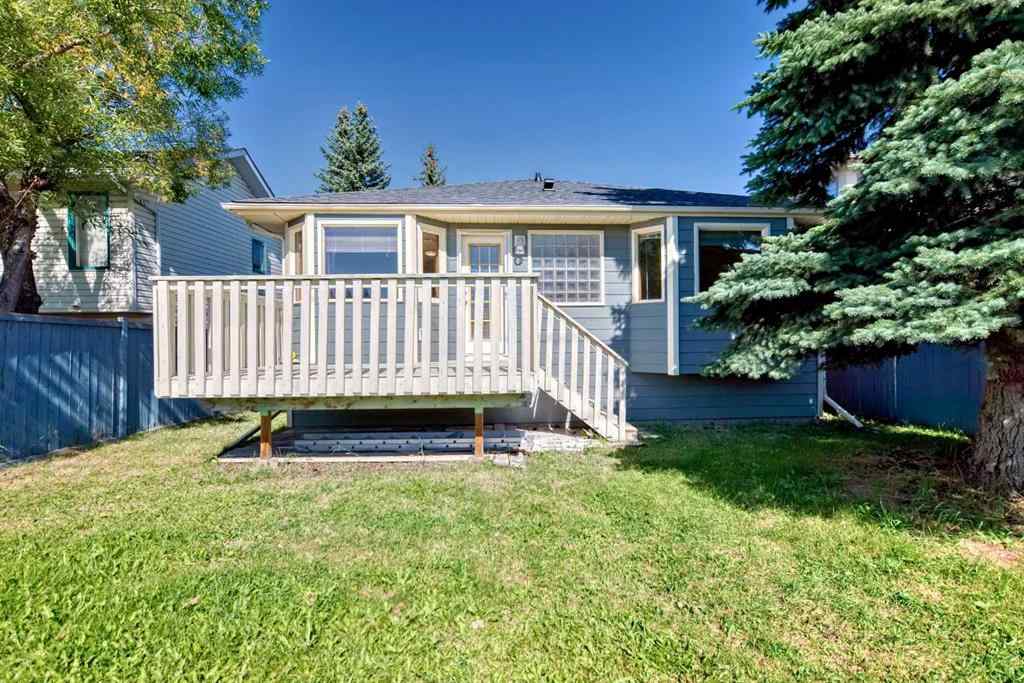 MLS® A2256533 - 247 SHAWINIGAN Drive SW in Shawnessy Calgary, Residential