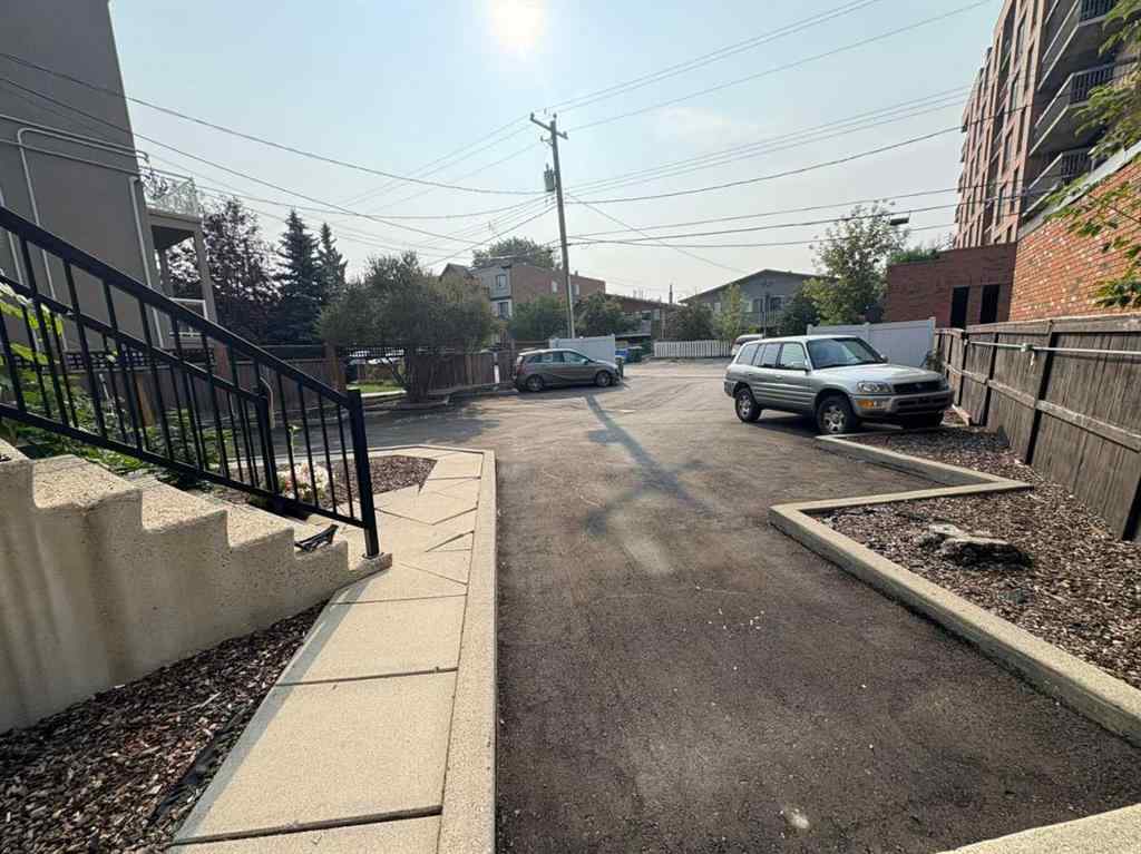 MLS® A2256535 - Unit #6 1909 28 Street SW in Killarney/Glengarry Calgary, Residential