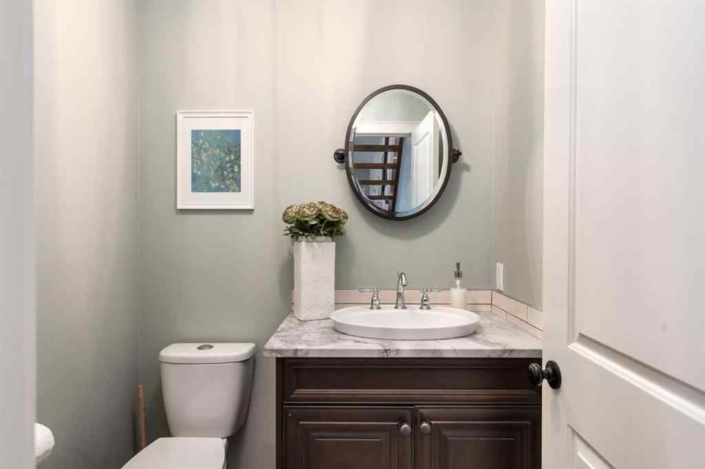 MLS® A2256536 - 1907 37 Avenue SW in Altadore Calgary, Residential