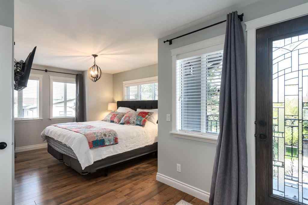 MLS® A2256536 - 1907 37 Avenue SW in Altadore Calgary, Residential