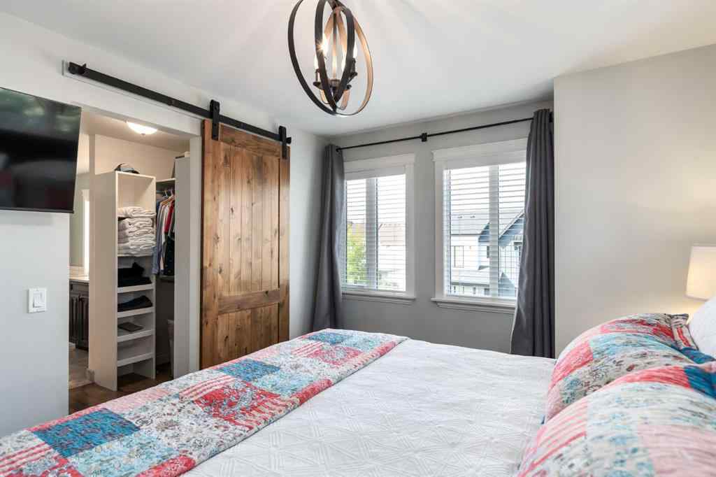 MLS® A2256536 - 1907 37 Avenue SW in Altadore Calgary, Residential