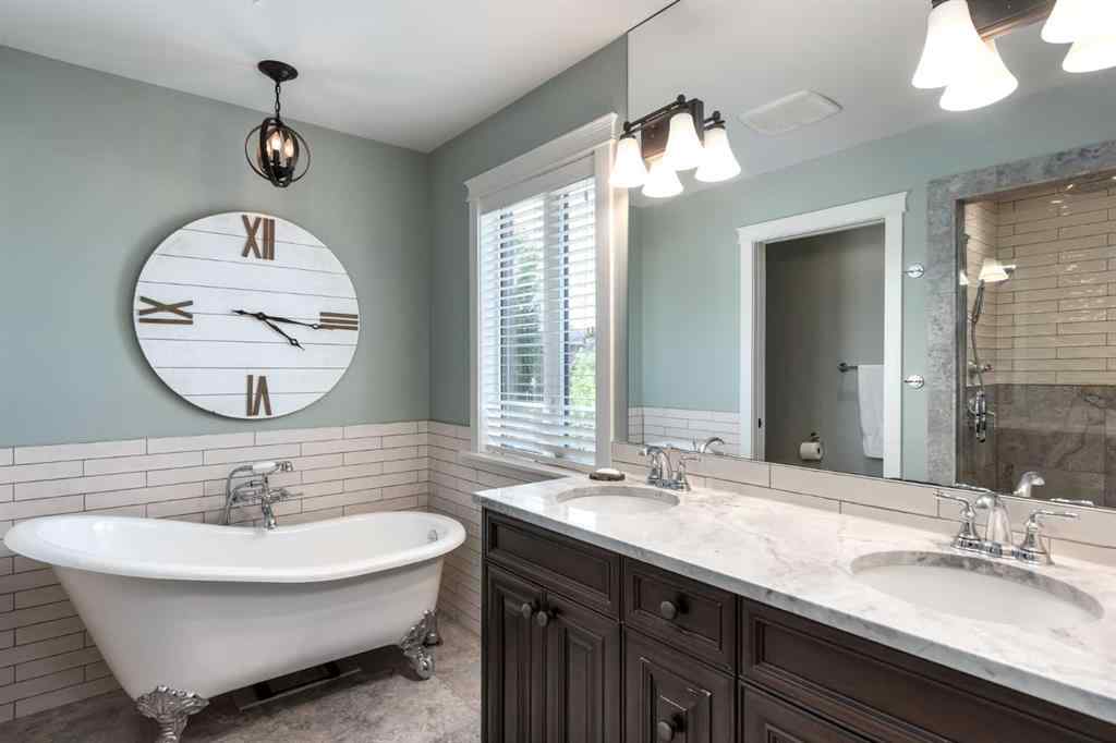 MLS® A2256536 - 1907 37 Avenue SW in Altadore Calgary, Residential
