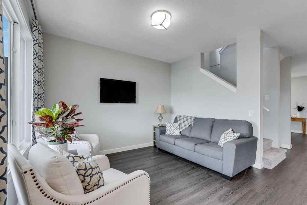 MLS® A2256537 - 211 Willow Place  in The Willows Cochrane, Residential