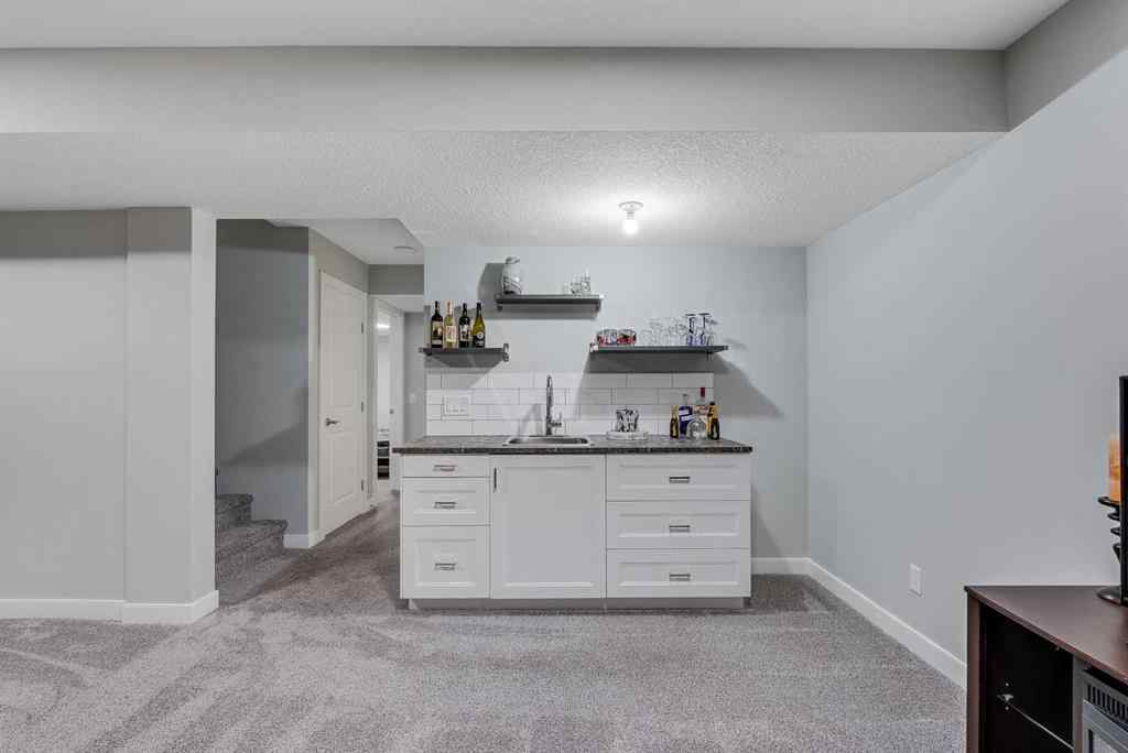 MLS® A2256537 - 211 Willow Place  in The Willows Cochrane, Residential