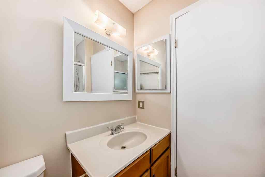 MLS® A2256539 - 152 Edgedale Way NW in Edgemont Calgary, Residential