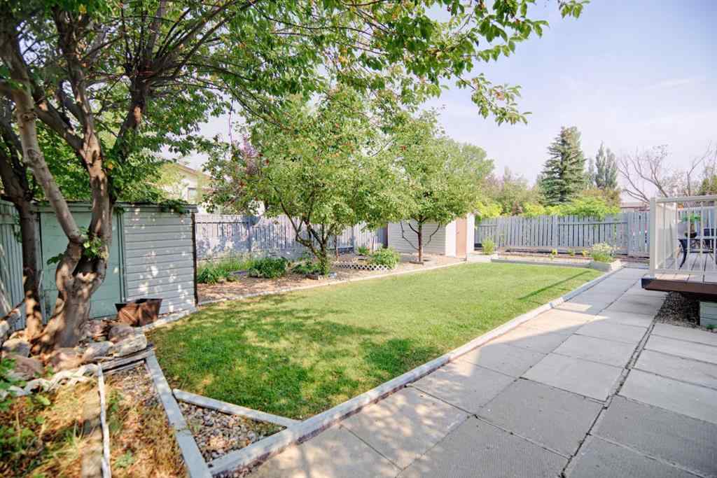 MLS® A2256541 - 110 Ojibwa Road W in Indian Battle Heights Lethbridge, Residential