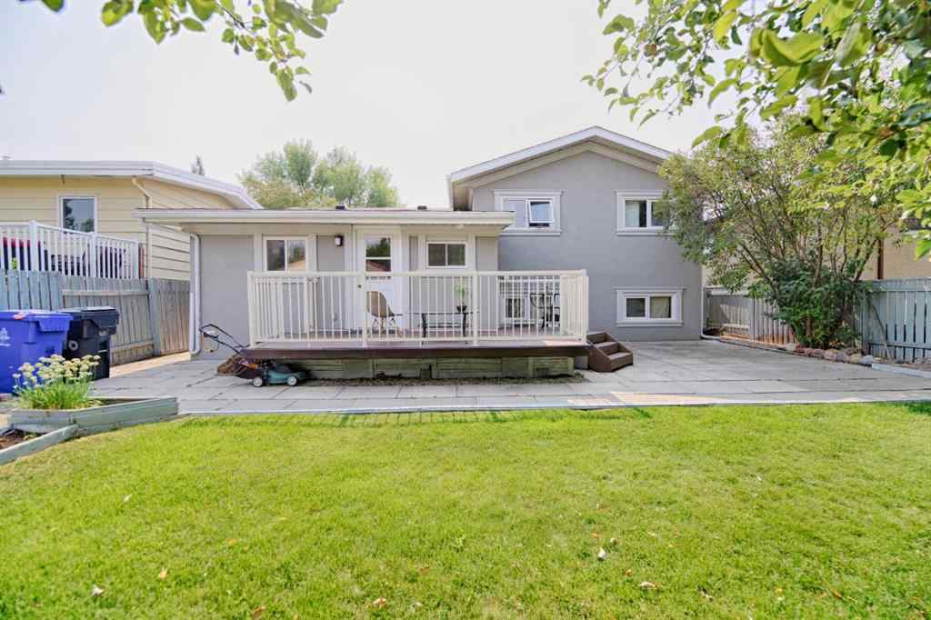 MLS® A2256541 - 110 Ojibwa Road W in Indian Battle Heights Lethbridge, Residential