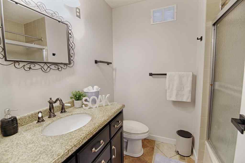 MLS® A2256541 - 110 Ojibwa Road W in Indian Battle Heights Lethbridge, Residential