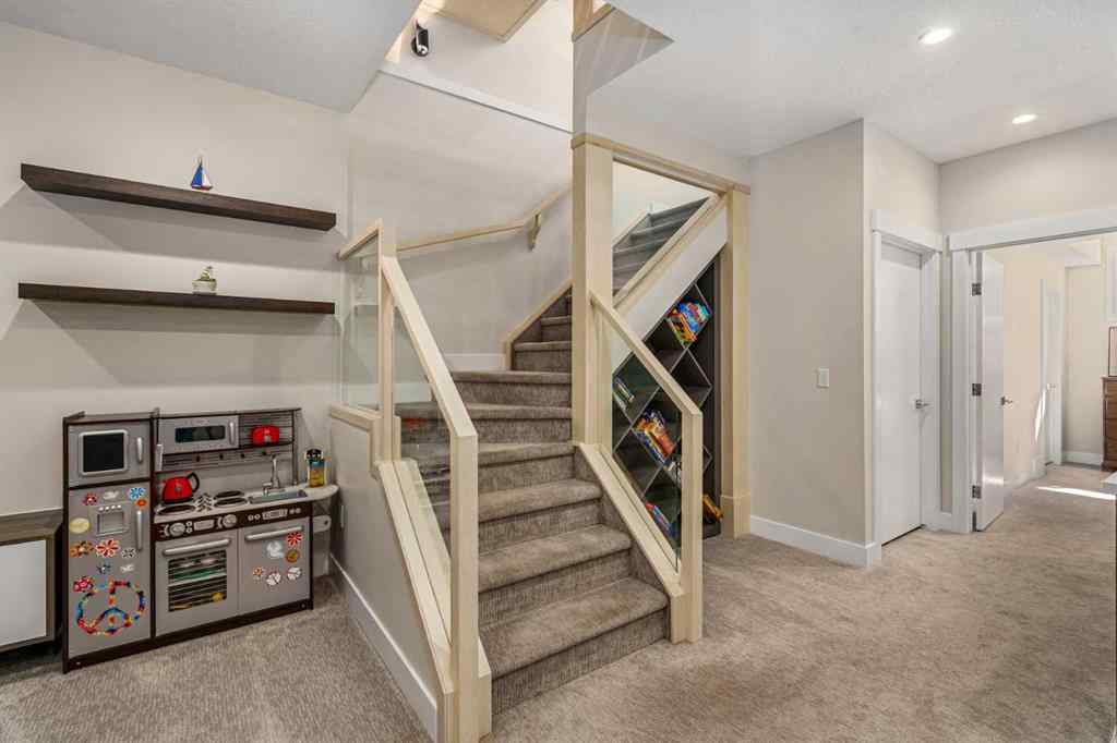 MLS® A2256545 - 3536 36 Avenue SW in Rutland Park Calgary, Residential
