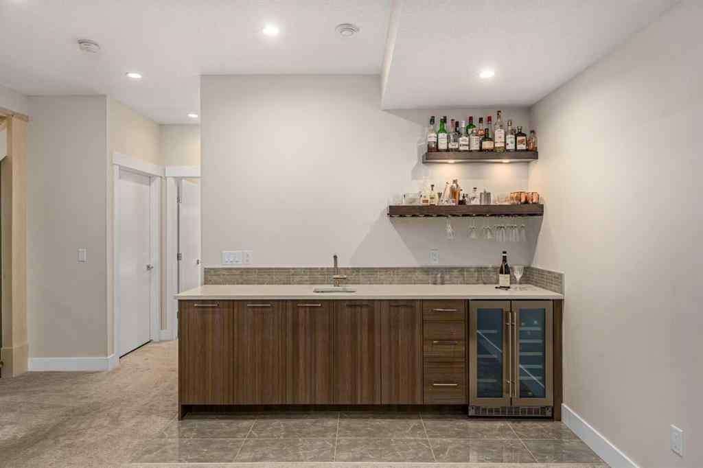 MLS® A2256545 - 3536 36 Avenue SW in Rutland Park Calgary, Residential