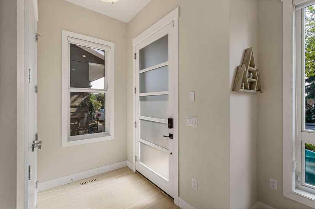 MLS® A2256545 - 3536 36 Avenue SW in Rutland Park Calgary, Residential