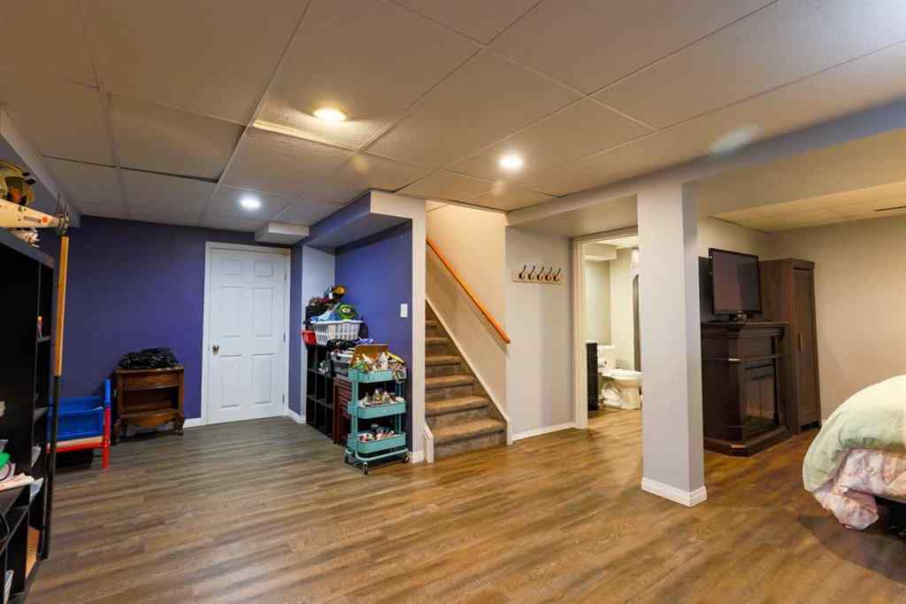 MLS® A2256547 - 1118 Maple Avenue  in NONE Crossfield, Residential