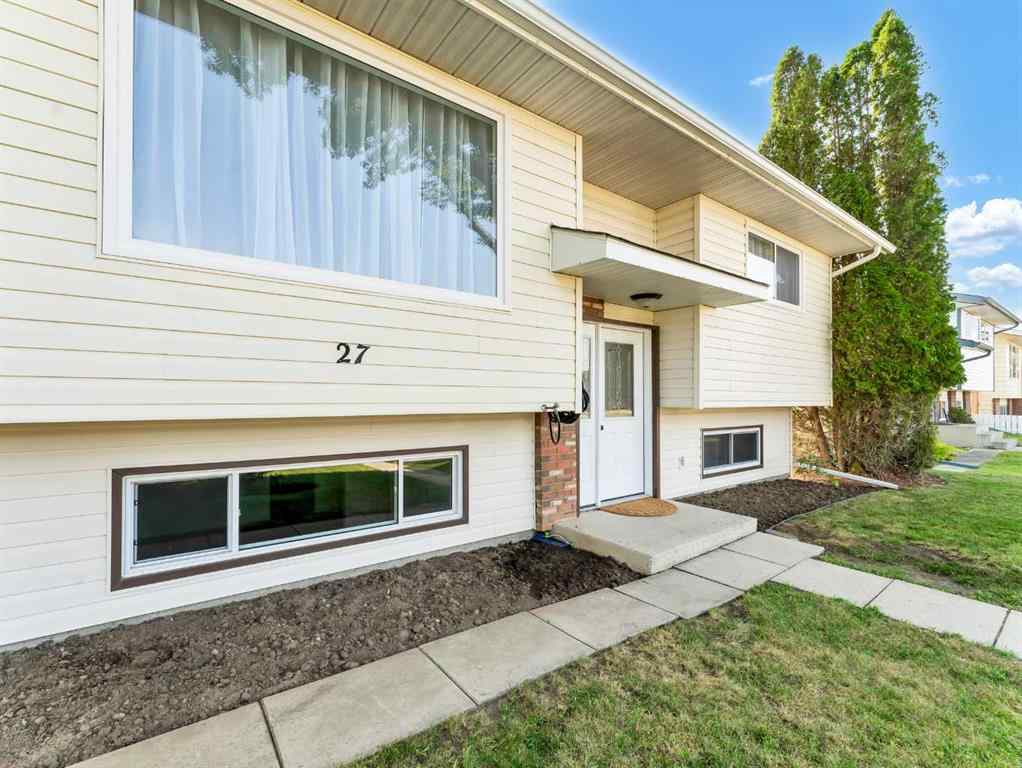 MLS® A2256549 - 27 East Glen Street SE in Ross Glen Medicine Hat, Residential