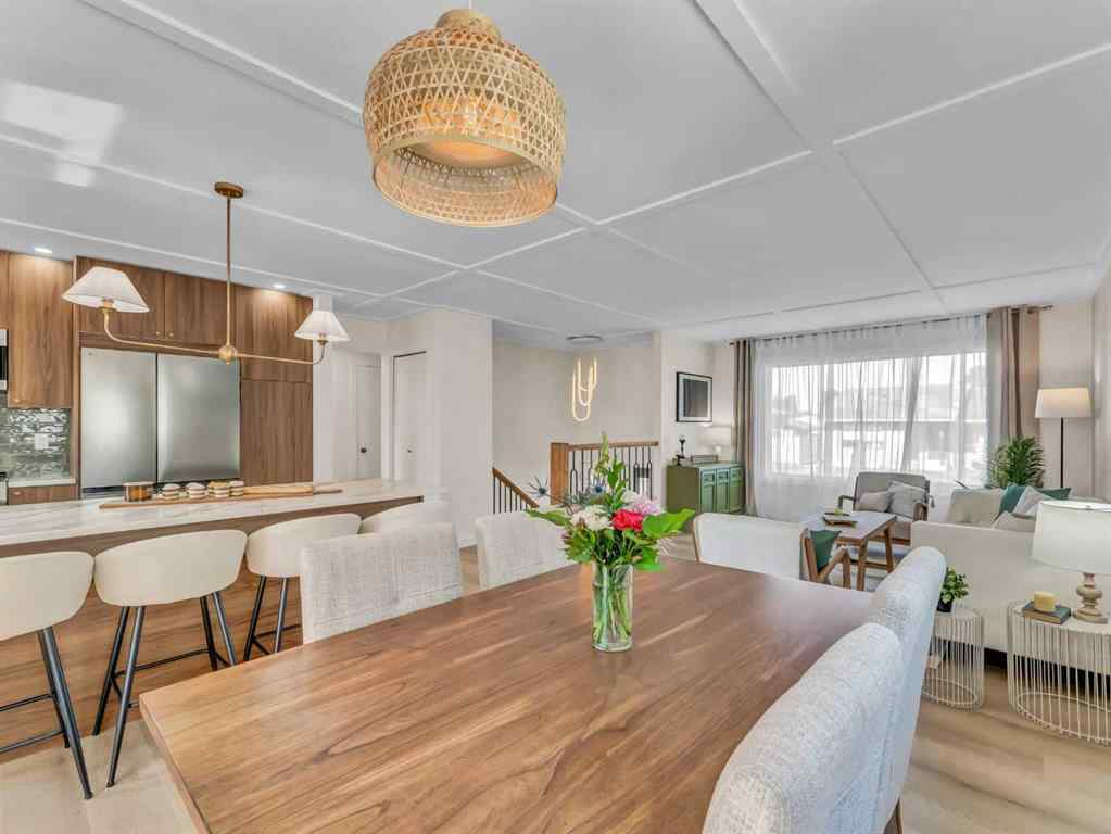 MLS® A2256549 - 27 East Glen Street SE in Ross Glen Medicine Hat, Residential