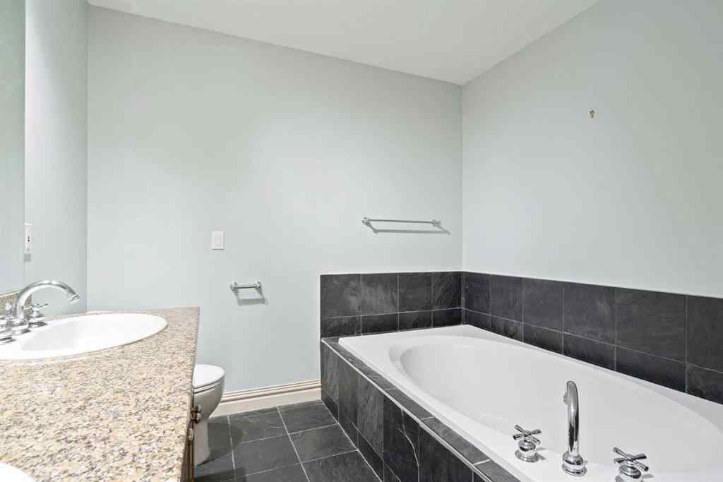 MLS® A2256550 - Unit #102 3511 14A Street SW in Altadore Calgary, Residential