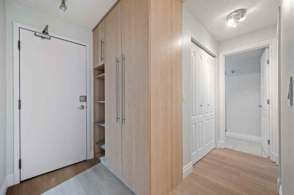 MLS® A2256555 - Unit #207 630 57 Avenue SW in Windsor Park Calgary, Residential