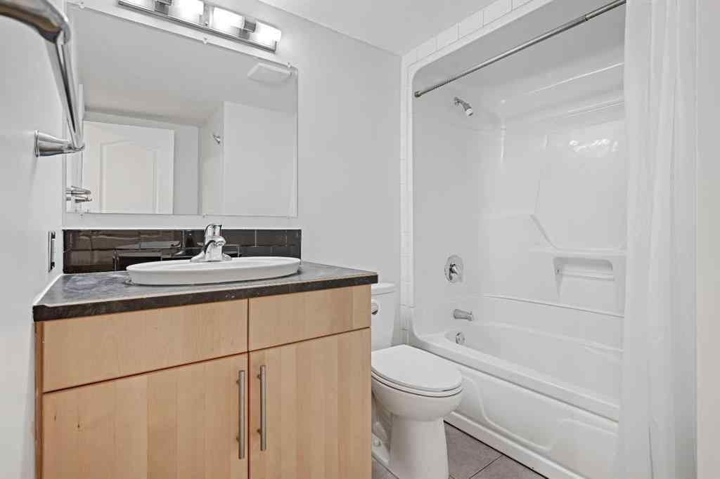 MLS® A2256555 - Unit #207 630 57 Avenue SW in Windsor Park Calgary, Residential
