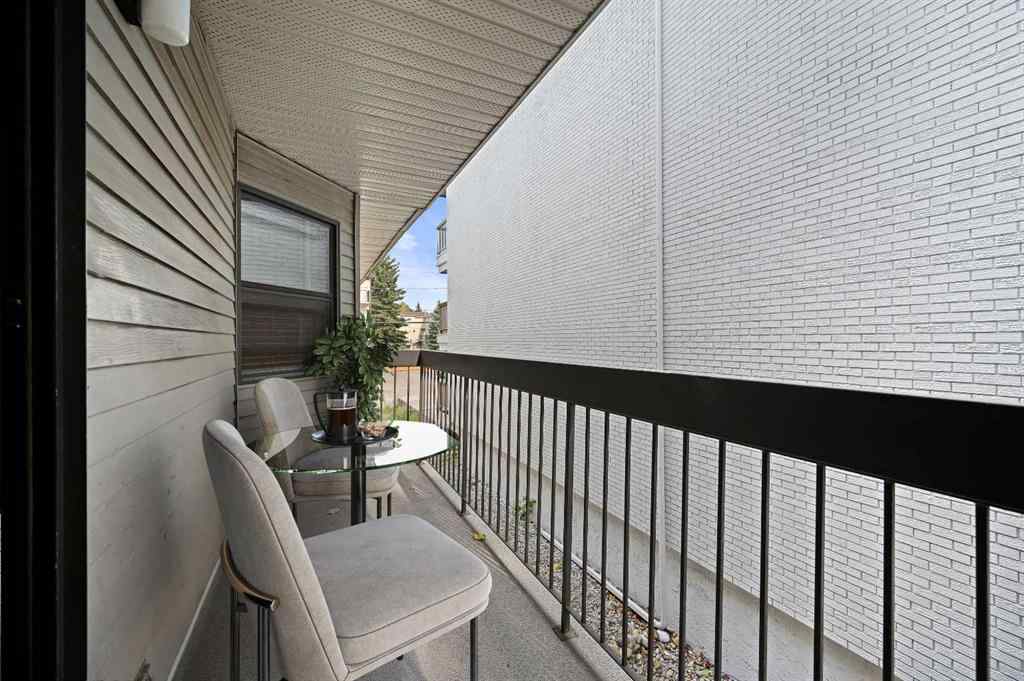 MLS® A2256555 - Unit #207 630 57 Avenue SW in Windsor Park Calgary, Residential