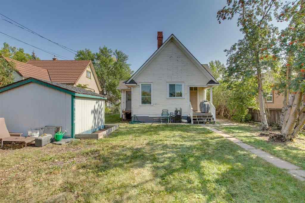 MLS® A2256559 - 2327 15A Street SE in Inglewood Calgary, Residential