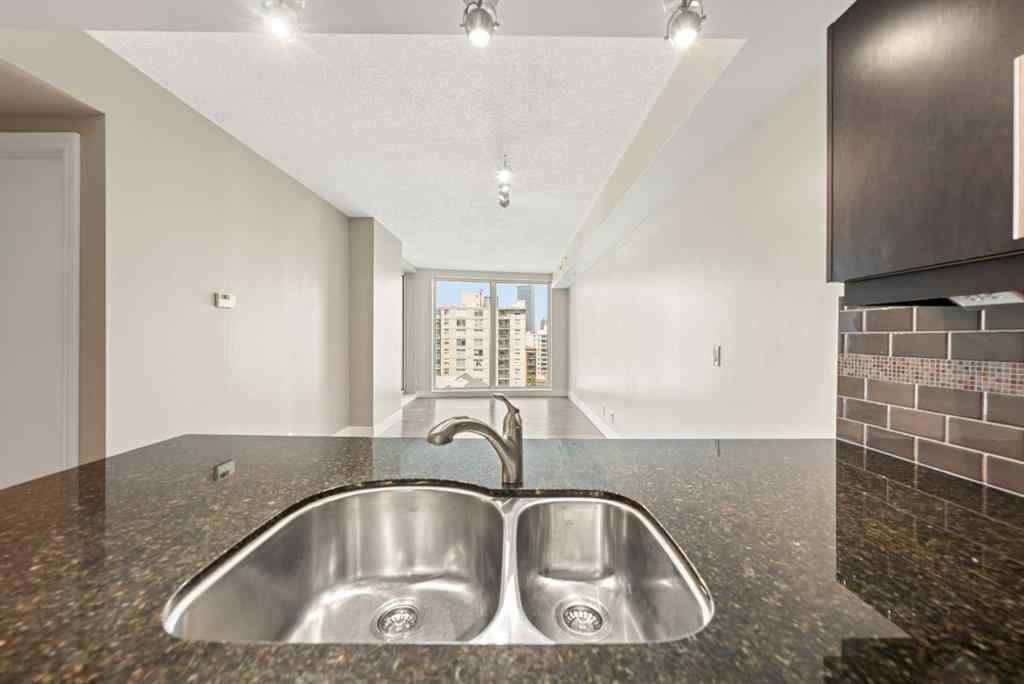 MLS® A2256560 - Unit #808 817 15 Avenue SW in Beltline Calgary, Residential