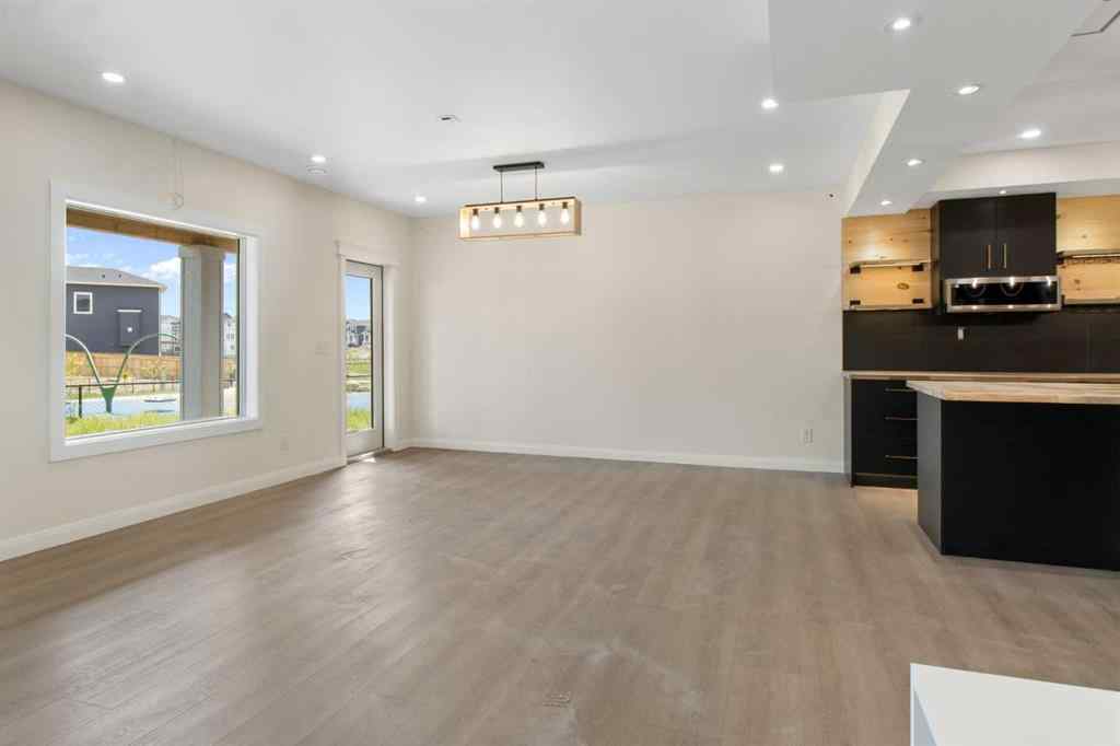 MLS® A2256563 - 219 Chelsea Park  in Chelsea_CH Chestermere, Residential