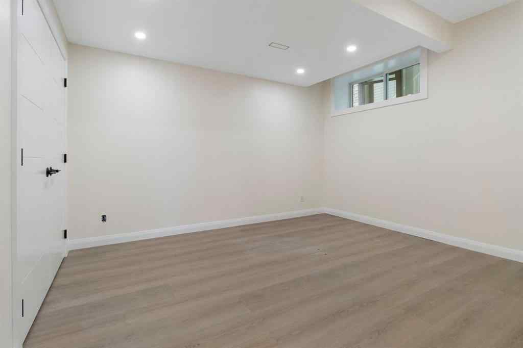 MLS® A2256563 - 219 Chelsea Park  in Chelsea_CH Chestermere, Residential
