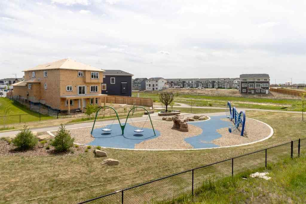 MLS® A2256563 - 219 Chelsea Park  in Chelsea_CH Chestermere, Residential