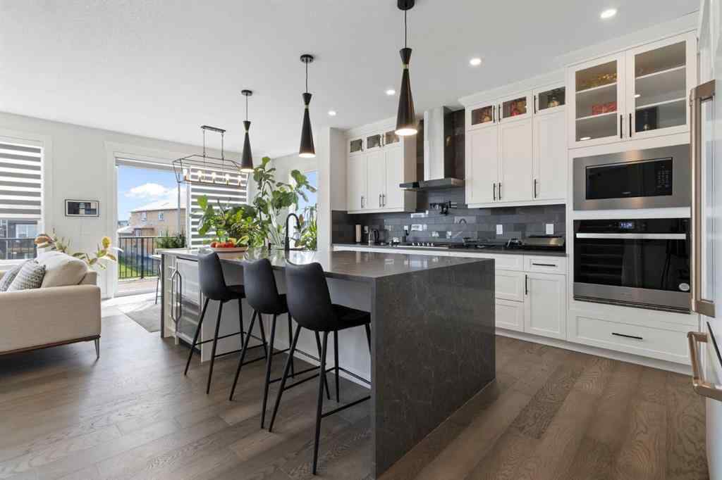 MLS® A2256563 - 219 Chelsea Park  in Chelsea_CH Chestermere, Residential