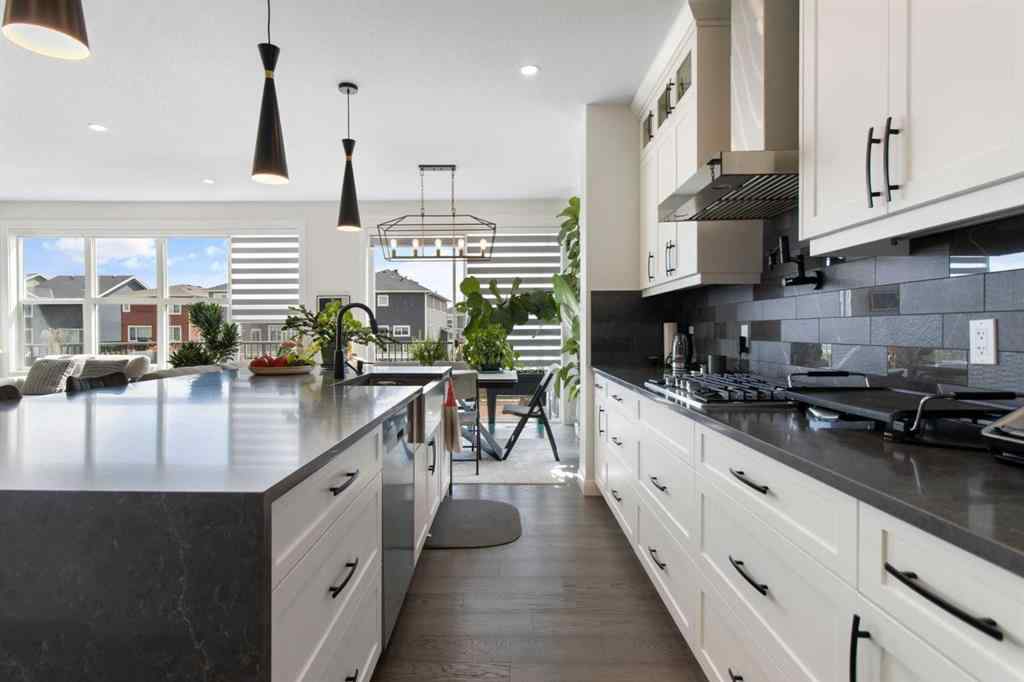 MLS® A2256563 - 219 Chelsea Park  in Chelsea_CH Chestermere, Residential