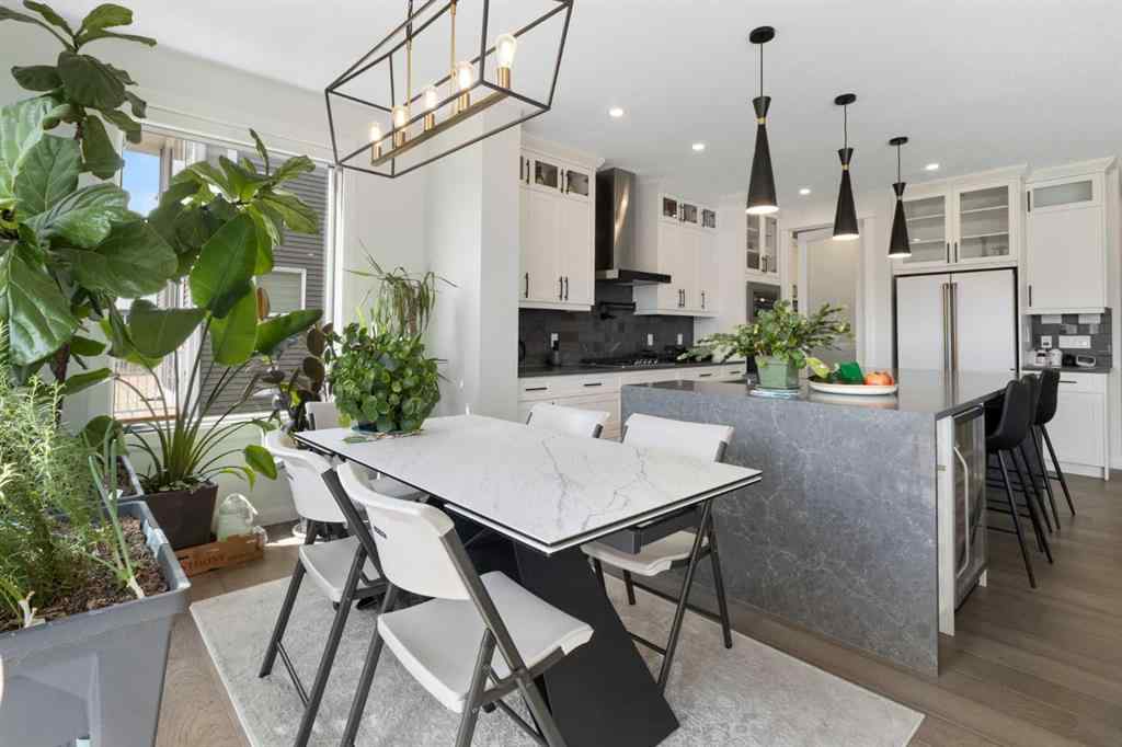 MLS® A2256563 - 219 Chelsea Park  in Chelsea_CH Chestermere, Residential