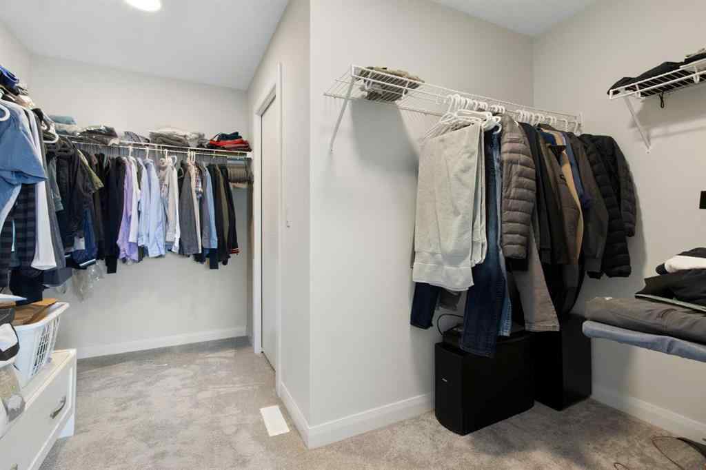 MLS® A2256563 - 219 Chelsea Park  in Chelsea_CH Chestermere, Residential