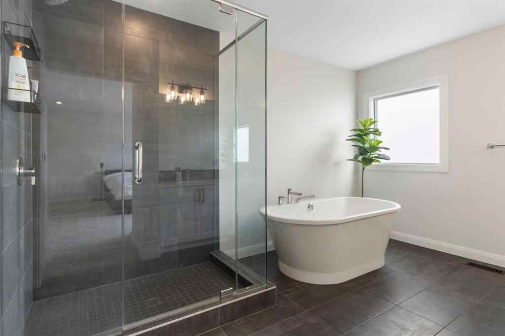 MLS® A2256563 - 219 Chelsea Park  in Chelsea_CH Chestermere, Residential
